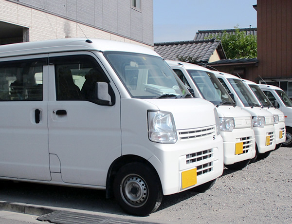 安心と信頼を運ぶ、I&Aのサービス。